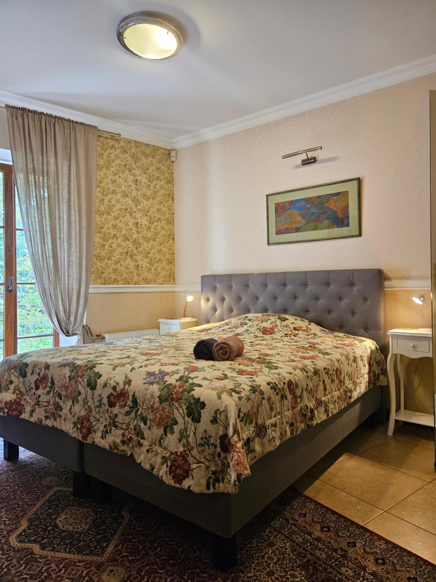 Barrister'S Apartments With Fireplace Šiauliai Kültér fotó