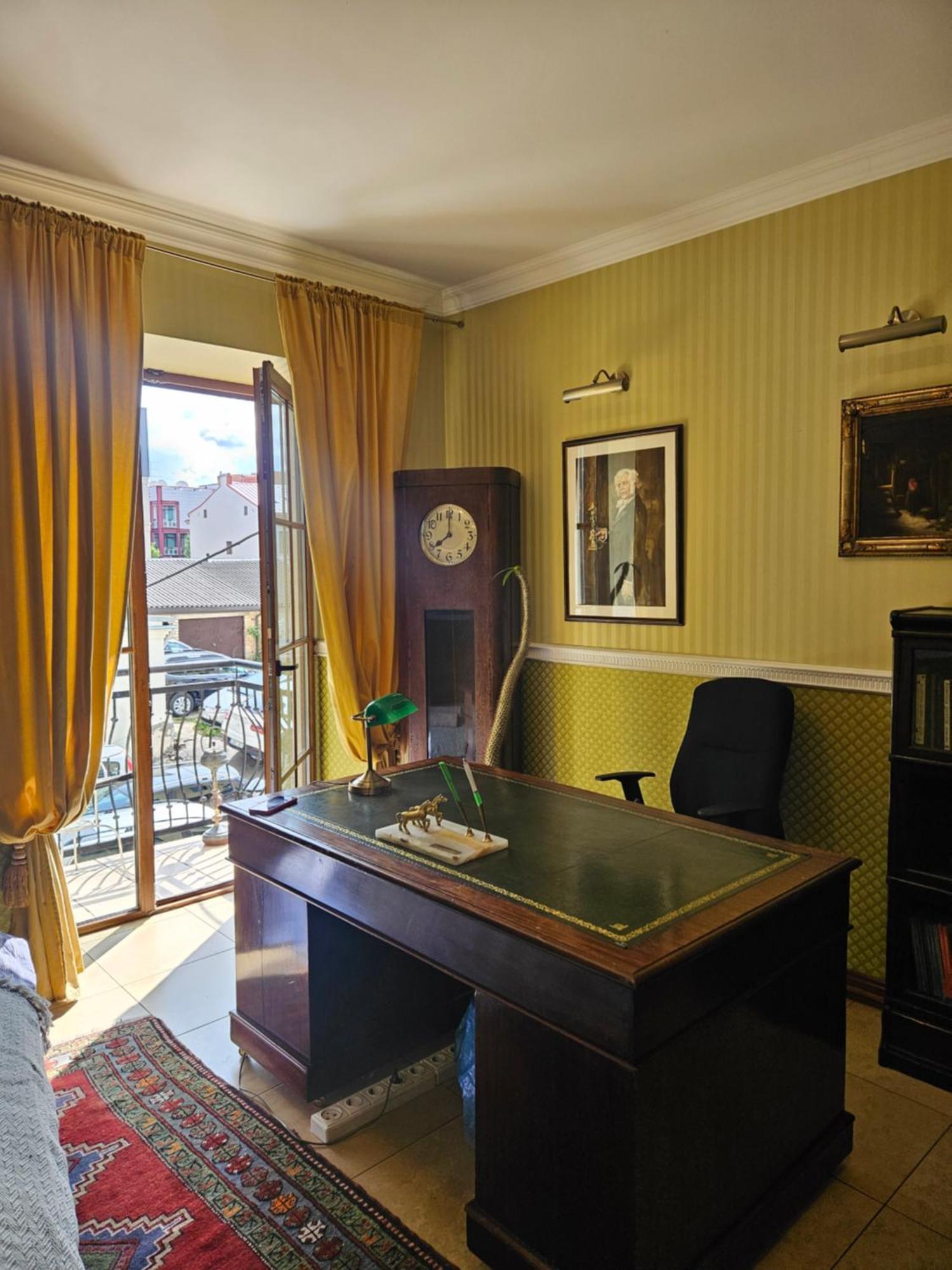 Barrister'S Apartments With Fireplace Šiauliai Kültér fotó